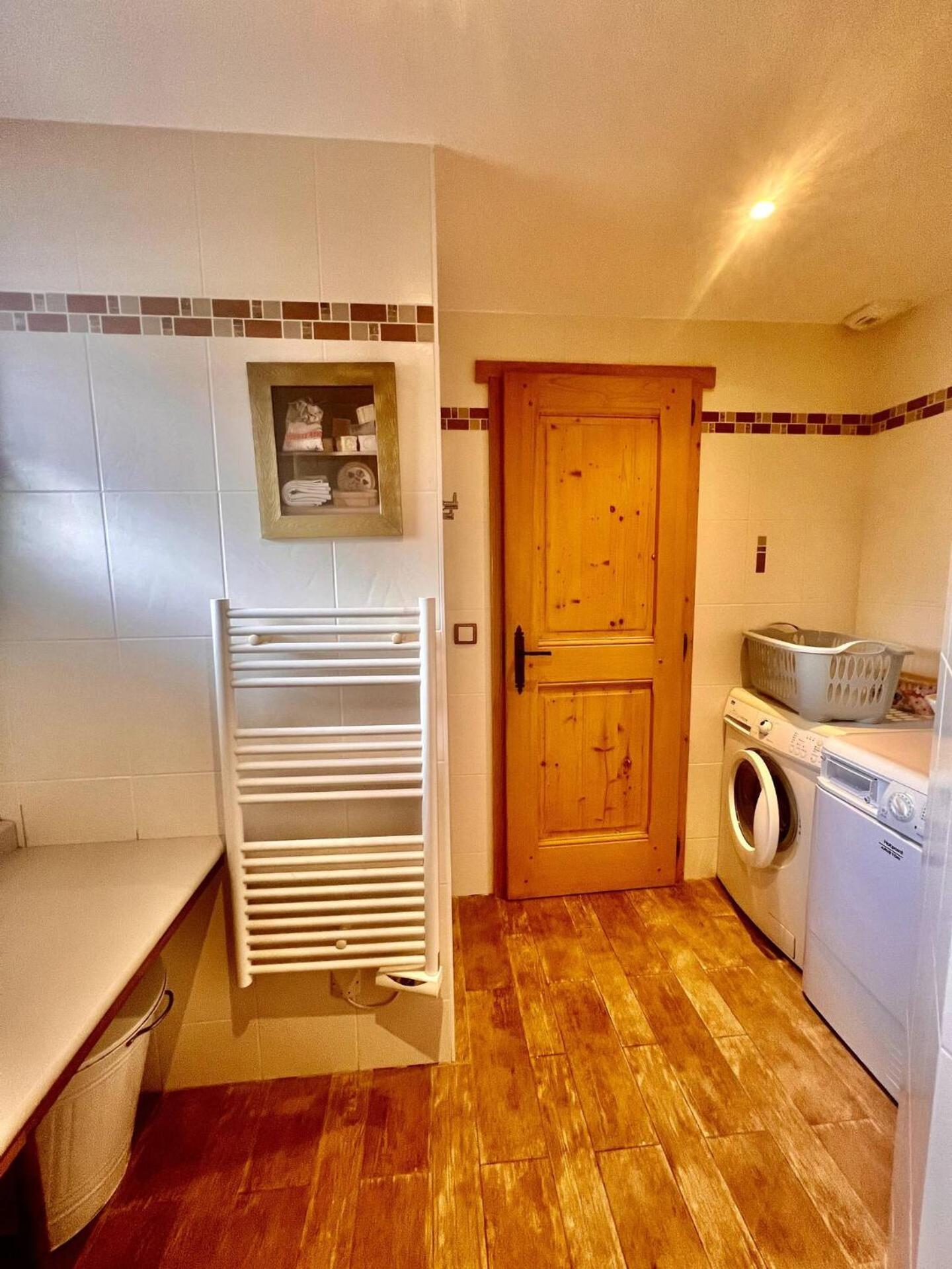 Charming Family Chalet For 8 People, With Private Hot Tub Les Clefs Εξωτερικό φωτογραφία
