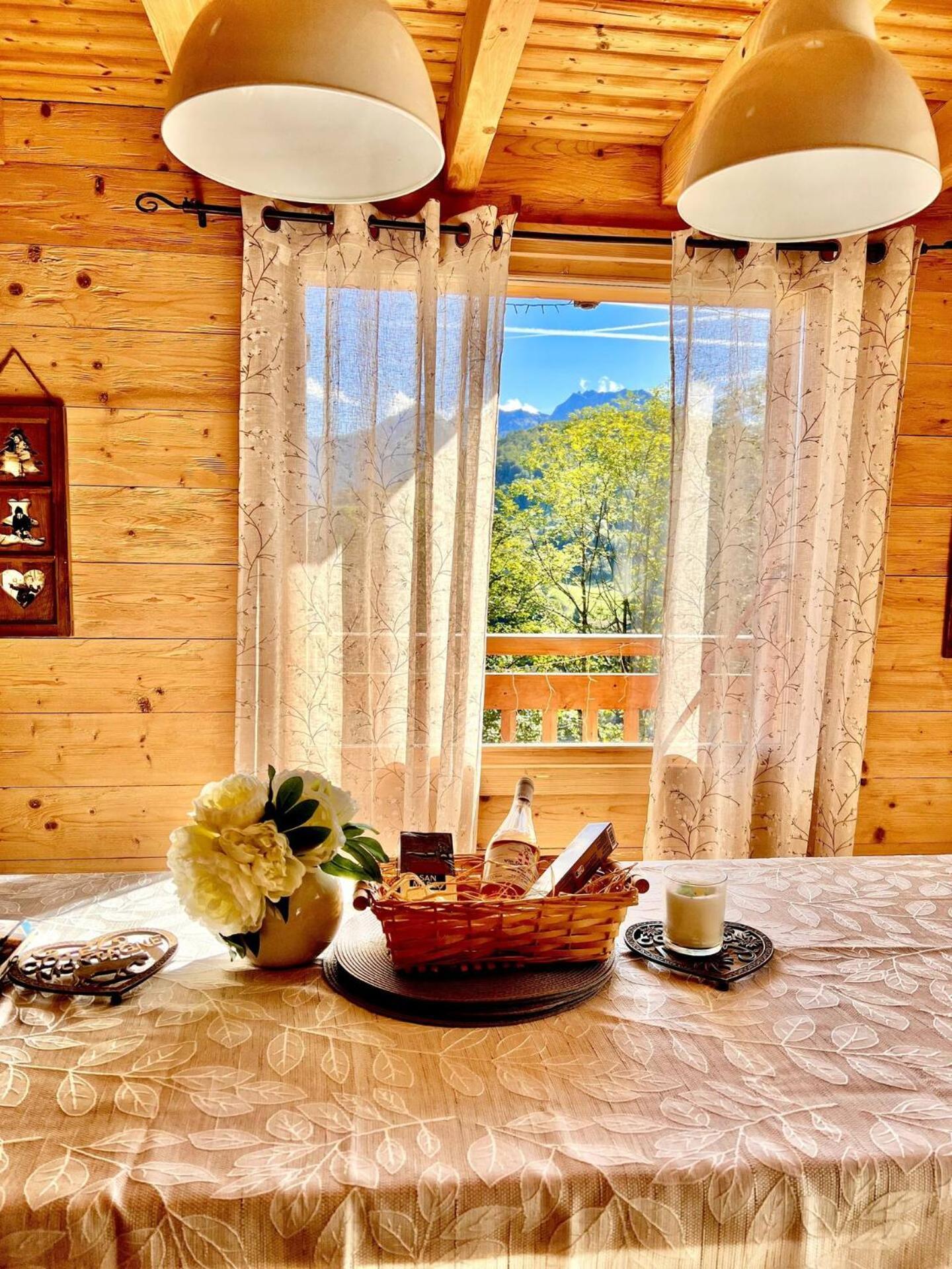 Charming Family Chalet For 8 People, With Private Hot Tub Les Clefs Εξωτερικό φωτογραφία