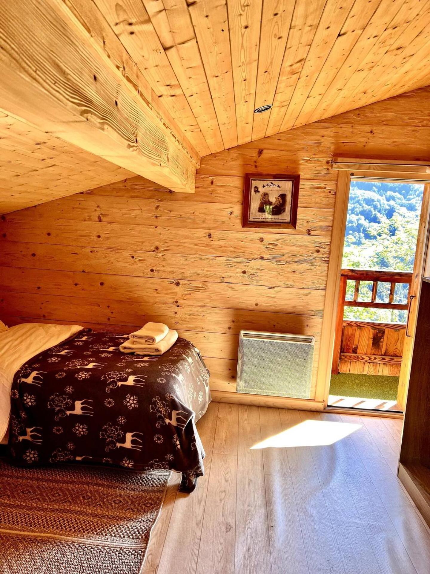 Charming Family Chalet For 8 People, With Private Hot Tub Les Clefs Εξωτερικό φωτογραφία