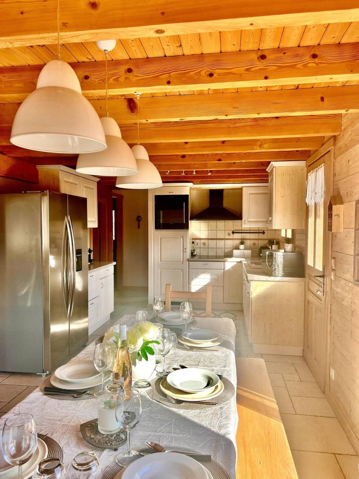 Charming Family Chalet For 8 People, With Private Hot Tub Les Clefs Εξωτερικό φωτογραφία