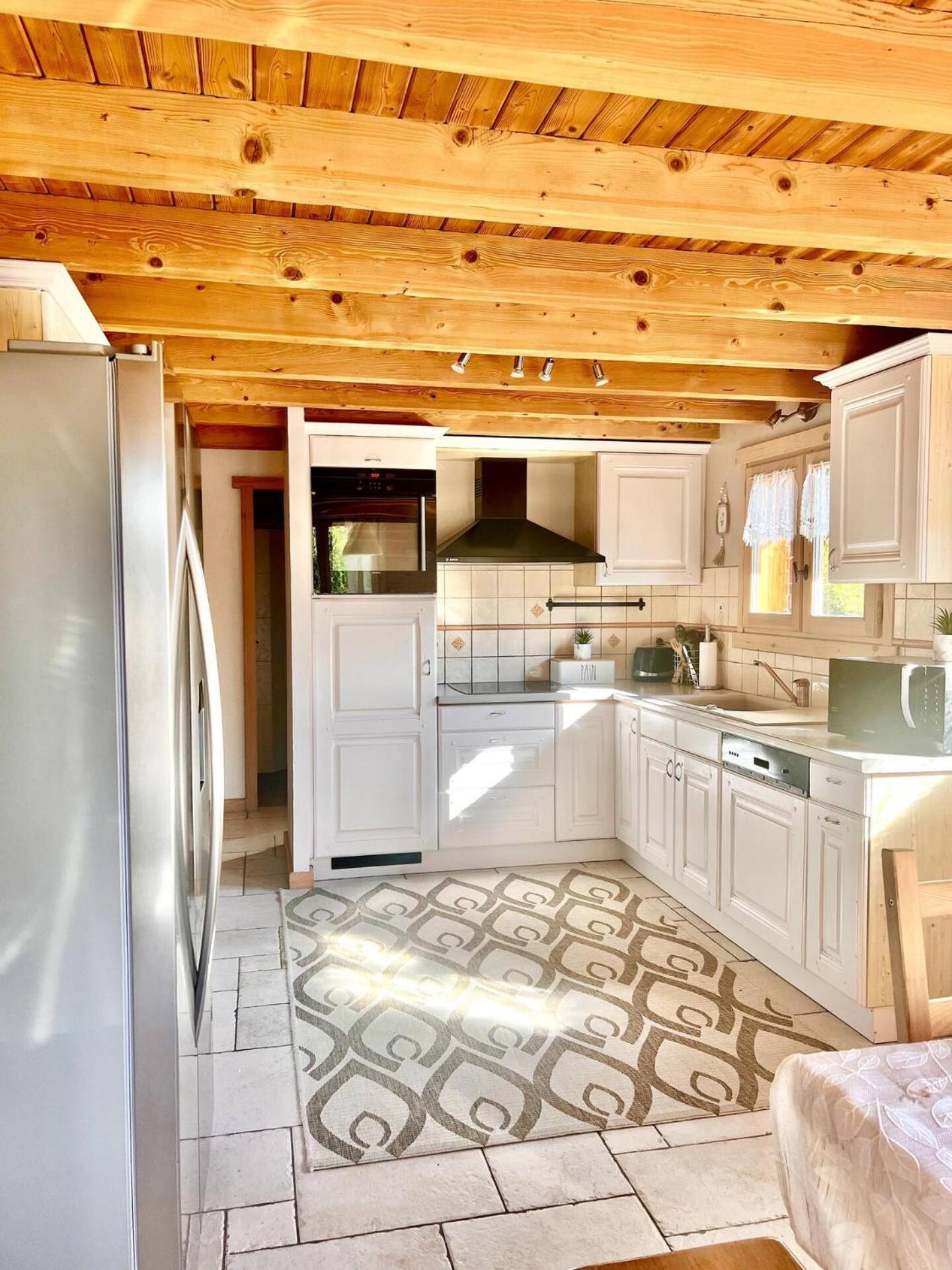 Charming Family Chalet For 8 People, With Private Hot Tub Les Clefs Εξωτερικό φωτογραφία